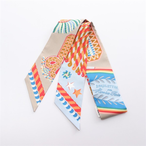 エルメス(HERMES)エルメス ツイリー EPAULETTES DE GALA リボン スカーフ 衣料品 レディース ｜2104102296588｜【公式】新品中古どちらもブランドの通販ならブランドオフ・オンラインストア| BRAND OFF Online Store