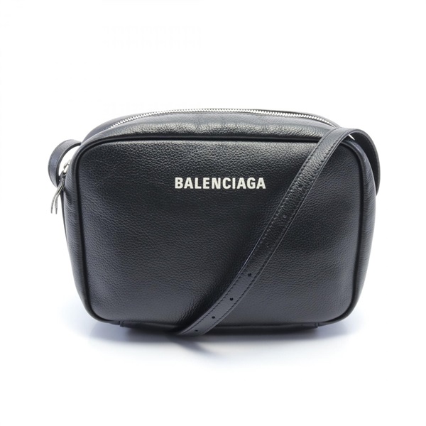 バレンシアガ(BALENCIAGA)バレンシアガ Everyday Medium Camera ショルダーバッグ バッグ レディース  679267｜2120700153085｜【公式】新品中古どちらもブランドの通販ならブランドオフ・オンラインストア| BRAND OFF Online  Store