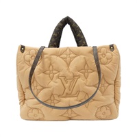 ルイ・ヴィトン(LOUIS VUITTON)ルイヴィトン LVピロー オンザゴー GM M59007  バッグ｜2600060352958｜【公式】新品中古どちらもブランドの通販ならブランドオフ・オンラインストア| BRAND OFF Online  Store