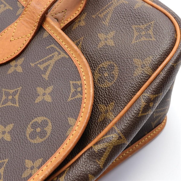 ルイ・ヴィトン(LOUIS VUITTON)ルイ・ヴィトン ジベシエールGM モノグラム ショルダーバッグ バッグ メンズ レディース  M42249｜2100301138438｜【公式】新品中古どちらもブランドの通販ならブランドオフ・オンラインストア| BRAND OFF Online  Store