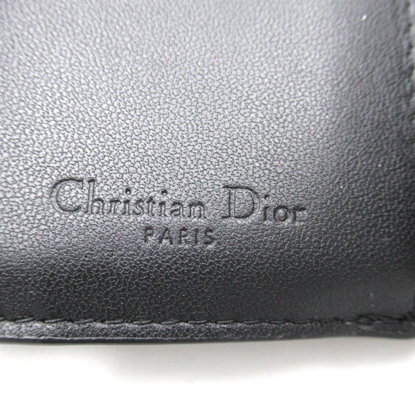 ディオール(Dior)カナージュコンパクトウォレット三つ折財布｜2106800520019｜【公式】新品中古どちらもブランドの通販ならブランドオフ・オンラインストア|  BRAND OFF Online Store