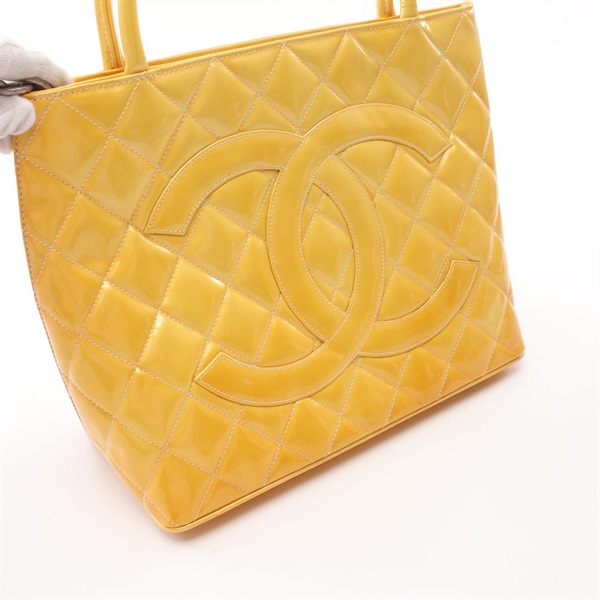 シャネル(CHANEL)シャネル 復刻トート トートバッグ バッグ レディース A01804｜2107600981642｜【公式】新品中古どちらもブランドの通販ならブランドオフ・オンラインストア|  BRAND OFF Online Store