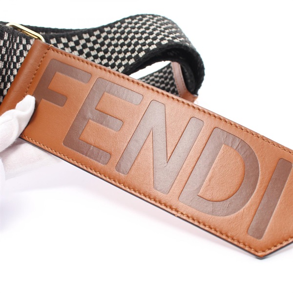 フェンディ(FENDI)フェンディ ストラップ ユー ショルダーストラップ アクセサリー レディース  8AV156ADLBF1CG6｜2118500046492｜【公式】新品中古どちらもブランドの通販ならブランドオフ・オンラインストア| BRAND  OFF Online Store