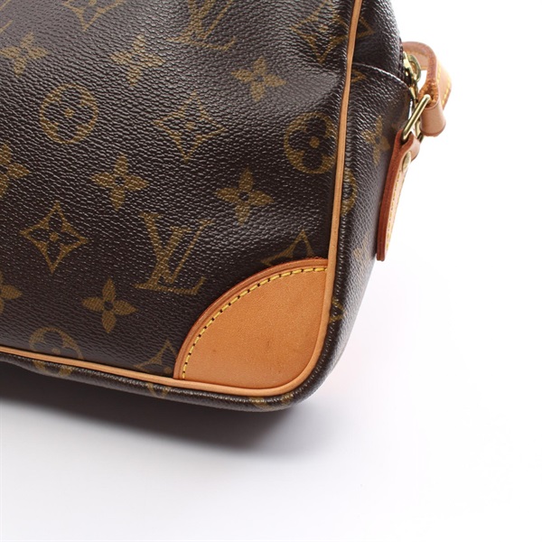 ルイ・ヴィトン(LOUIS VUITTON)ルイ・ヴィトン トロカデロ27 モノグラム ショルダーバッグ バッグ レディース  M51274｜2120700084334｜【公式】新品中古どちらもブランドの通販ならブランドオフ・オンラインストア| BRAND OFF Online  Store