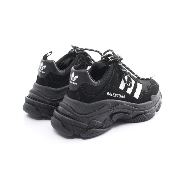 バレンシアガ(BALENCIAGA)バレンシアガ BALENCIAGA × adidas トリプルS スニーカー 靴 メンズ｜2120700084891｜【公式】新品中古どちらもブランドの通販ならブランドオフ・オンラインストア|  BRAND OFF Online Store