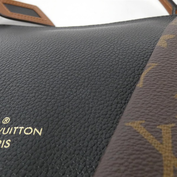 ルイ・ヴィトン(LOUIS VUITTON)ルイヴィトン モノグラム Vトート MM M43948  バッグ｜2600066834946｜【公式】新品中古どちらもブランドの通販ならブランドオフ・オンラインストア| BRAND OFF Online  Store