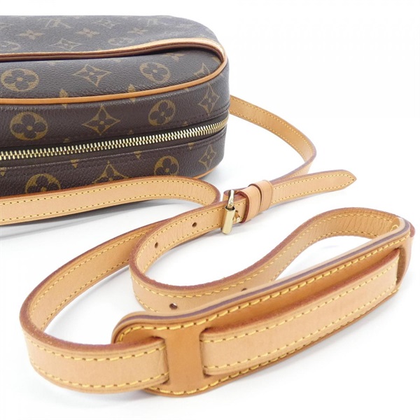 良品 ルイヴィトン M51221 ブロワ モノグラム ショルダー バッグ LOUIS VUITTON(ショルダーバッグ)｜売買されたオークション情報、yahooの商品情報をアーカイブ公開  - オークファン る