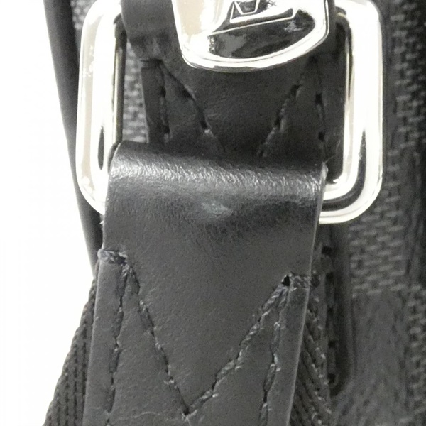 ルイ・ヴィトン(LOUIS VUITTON)ルイヴィトン ダミエ グラフィット トロカデロ メッセンジャー PM N40087  ショルダーバッグ｜2700038807050｜【公式】新品中古どちらもブランドの通販ならブランドオフ・オンラインストア| BRAND OFF  Online Store